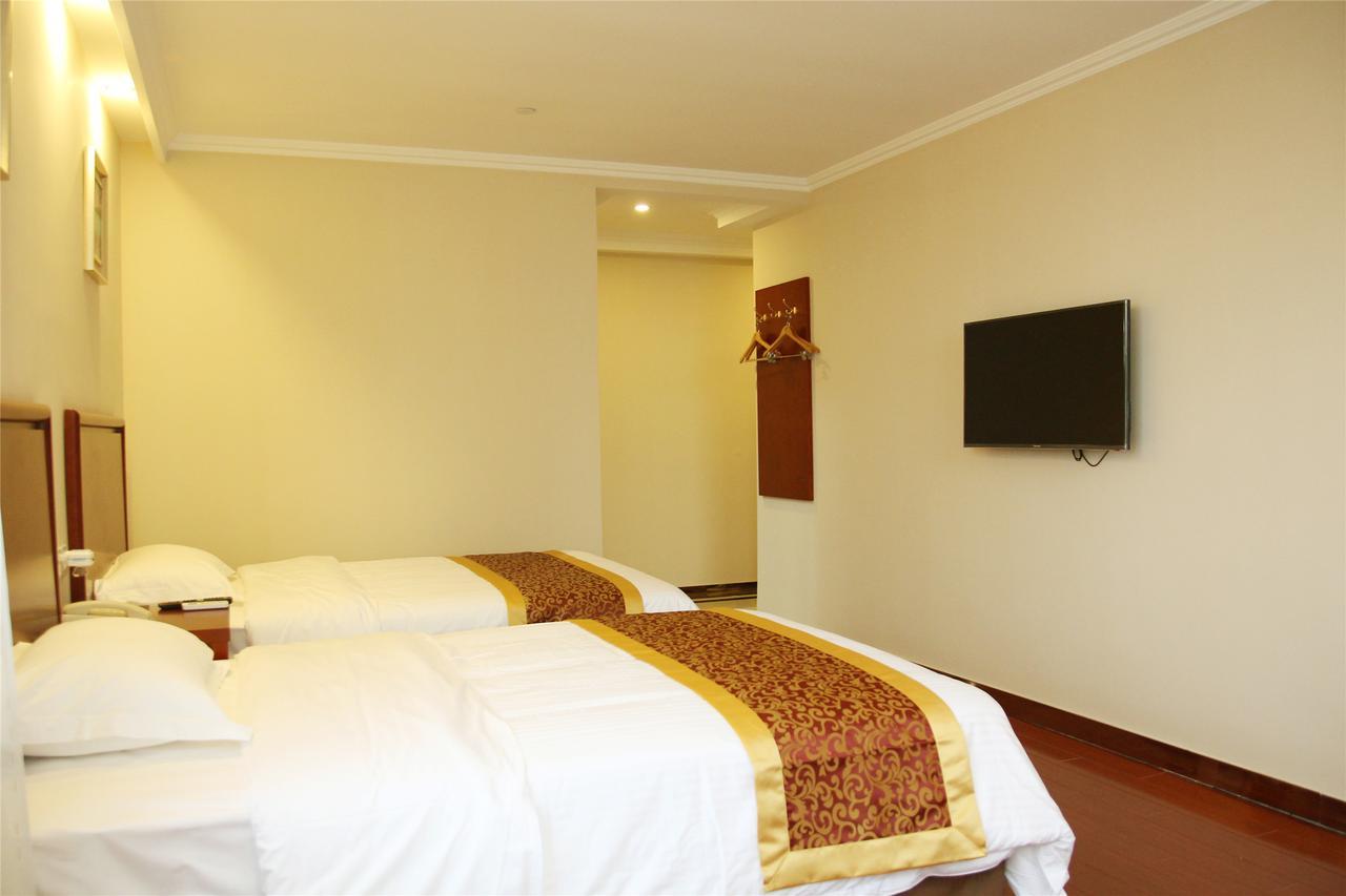 Greentree Inn Jiangsu Zhenjiang Jiangsu Science And Technology University Youth Square Express Hotel 양저우 외부 사진