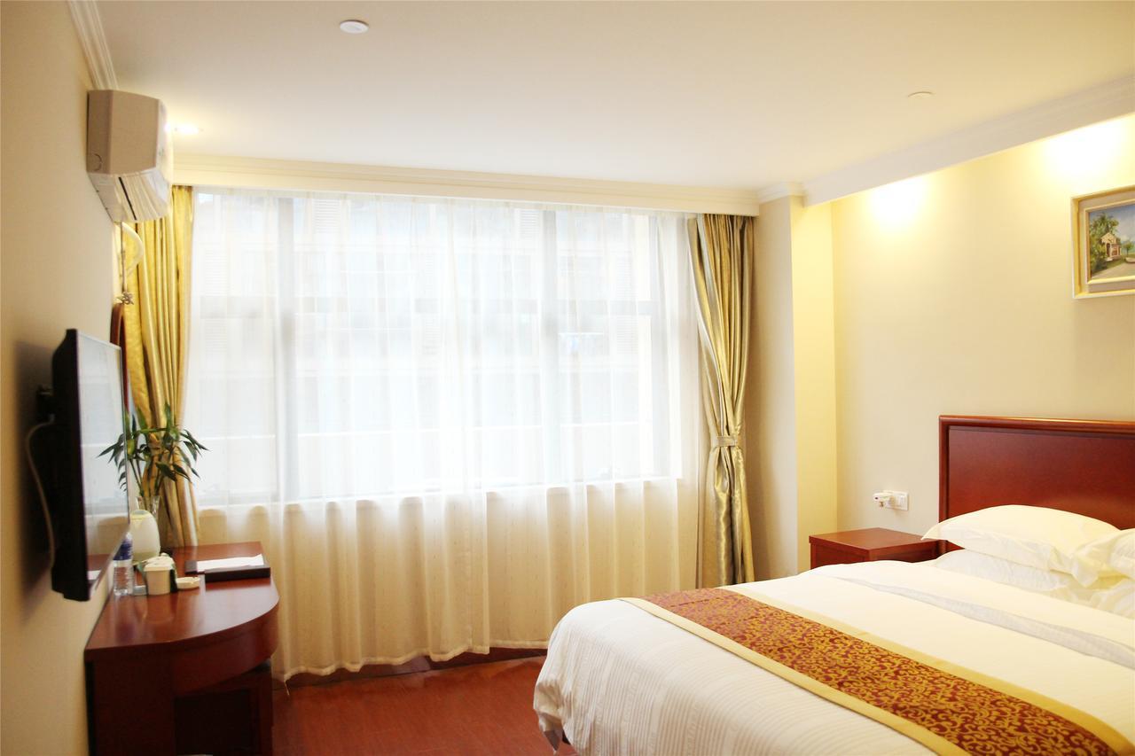 Greentree Inn Jiangsu Zhenjiang Jiangsu Science And Technology University Youth Square Express Hotel 양저우 외부 사진