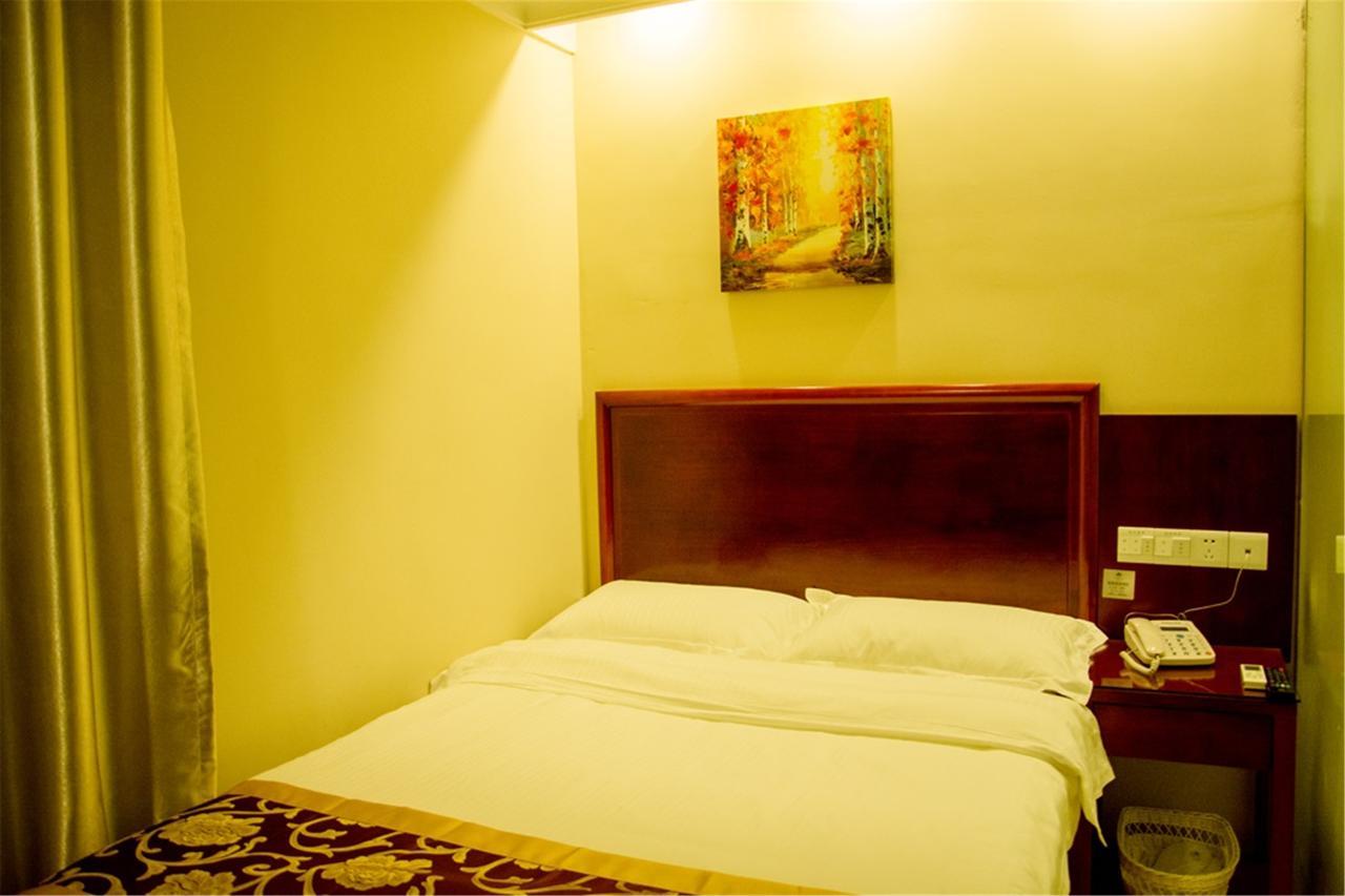 Greentree Inn Jiangsu Zhenjiang Jiangsu Science And Technology University Youth Square Express Hotel 양저우 외부 사진